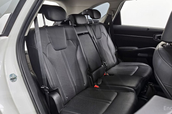 2022 Kia Sorento с пробегом 43 983 км