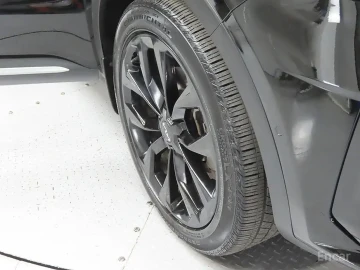 2023 Kia Sorento с пробегом 14 328 км