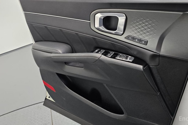 2022 Kia Sorento с пробегом 43 983 км