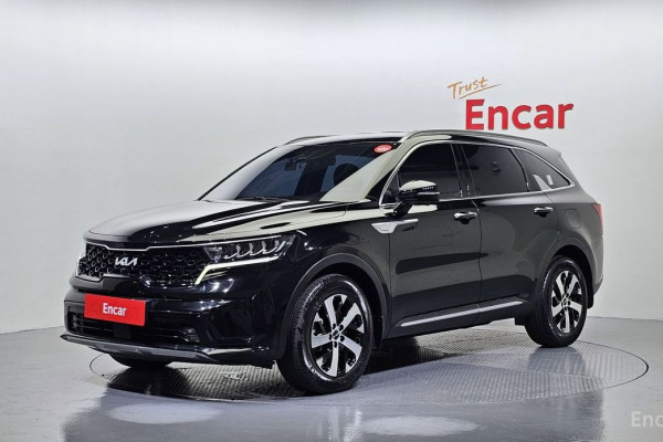 2023 Kia Sorento с пробегом 48 677 км