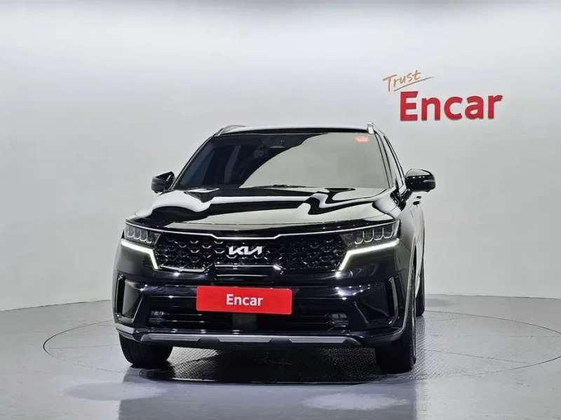 2023 Kia Sorento с пробегом 48 677 км