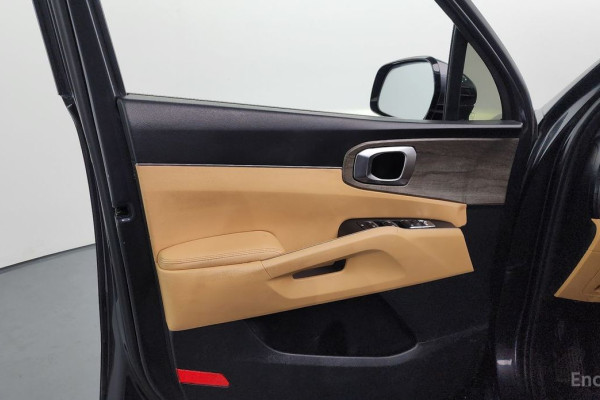 2022 Kia Sorento с пробегом 93 483 км