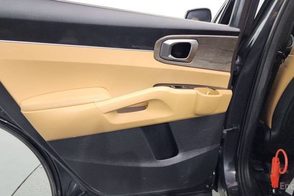 2022 Kia Sorento с пробегом 93 483 км