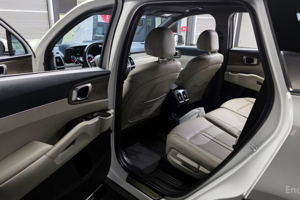 2022 Kia Sorento с пробегом 98 736 км