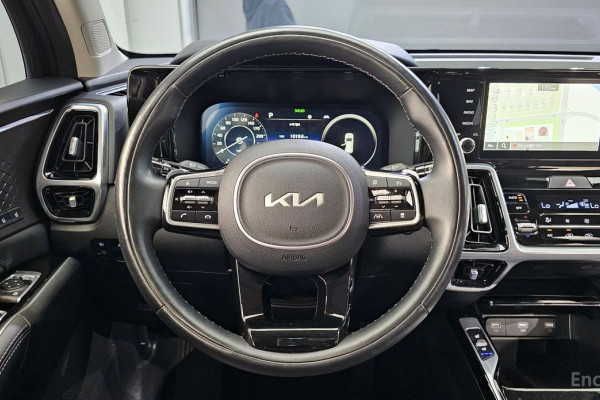 2023 Kia Sorento с пробегом 48 677 км