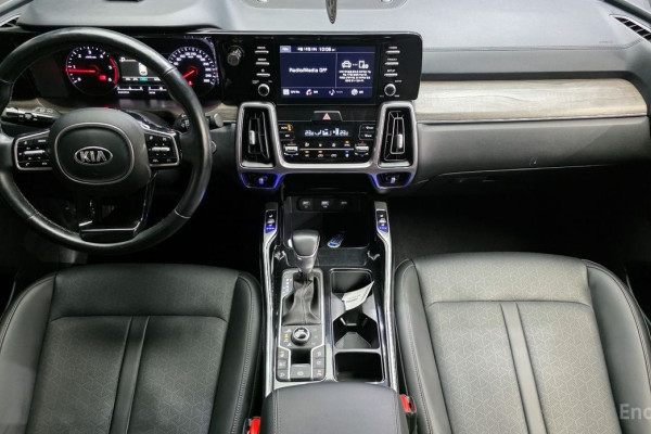 2021 Kia Sorento с пробегом 64 305 км