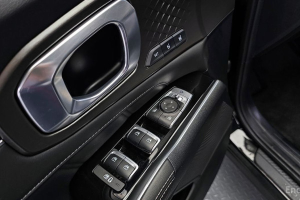 2023 Kia Sorento с пробегом 48 677 км