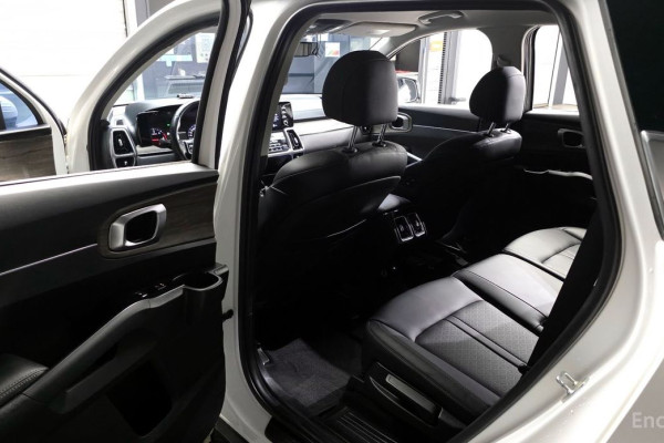 2021 Kia Sorento с пробегом 64 305 км