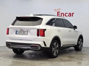 2022 Kia Sorento с пробегом 80 048 км