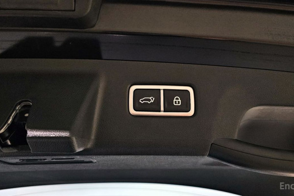 2023 Kia Sorento с пробегом 48 677 км