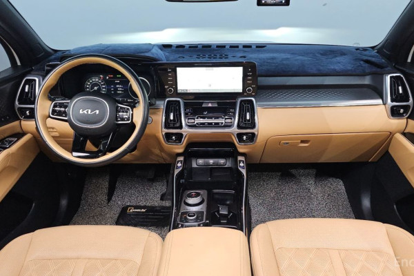 2022 Kia Sorento с пробегом 73 402 км