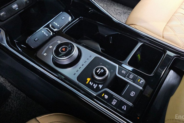 2022 Kia Sorento с пробегом 73 402 км