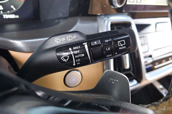 2022 Kia Sorento с пробегом 73 402 км