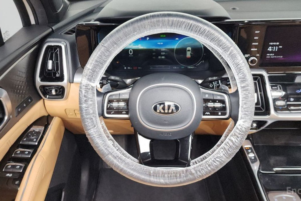 2021 Kia Sorento с пробегом 106 407 км