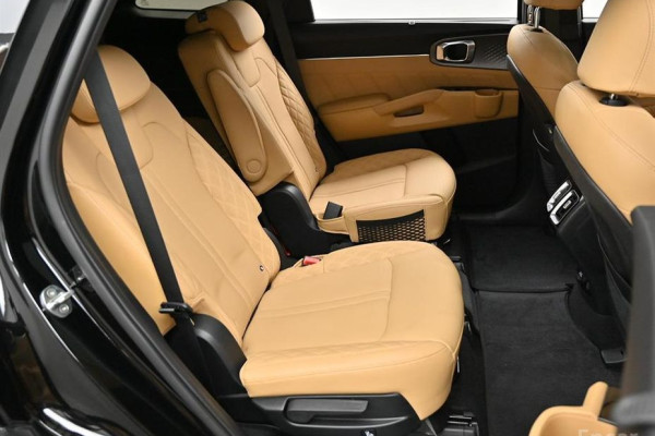 2022 Kia Sorento с пробегом 36 902 км