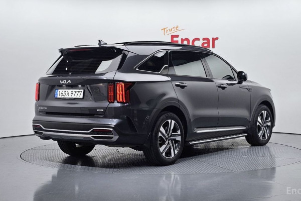 2022 Kia Sorento с пробегом 61 158 км