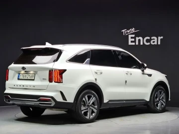 2021 Kia Sorento с пробегом 11 906 км
