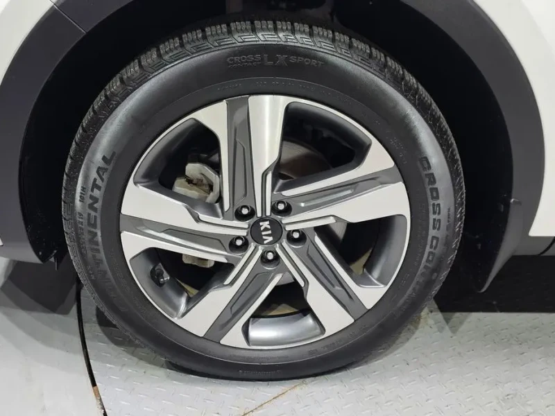 2021 Kia Sorento с пробегом 11 906 км