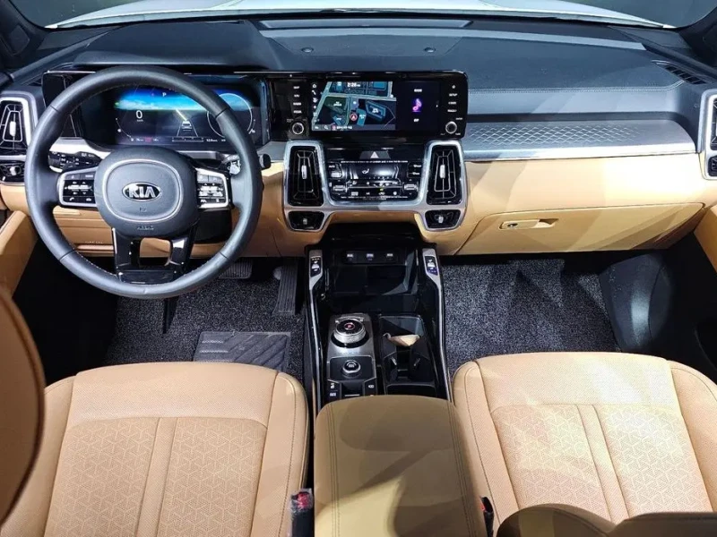2021 Kia Sorento с пробегом 11 906 км