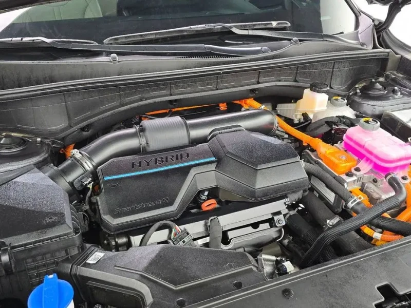 2023 Kia Sorento с пробегом 23 439 км