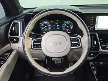 2023 Kia Sorento с пробегом 23 439 км