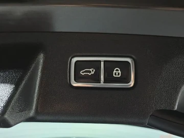 2023 Kia Sorento с пробегом 23 439 км