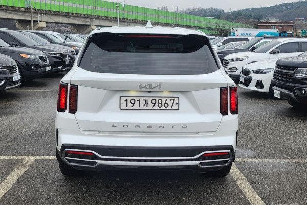 2022 Kia Sorento с пробегом 97 687 км