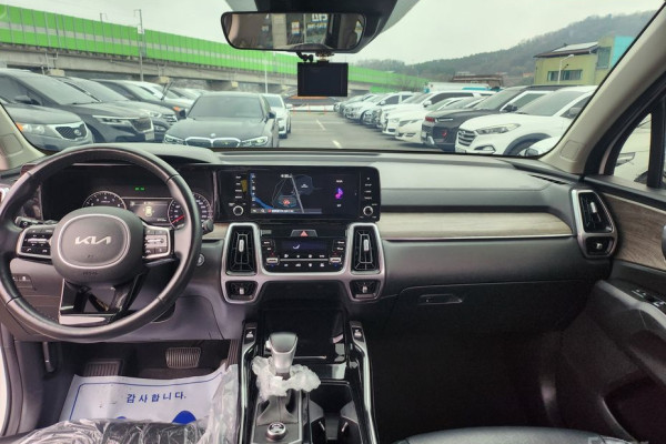 2022 Kia Sorento с пробегом 97 687 км