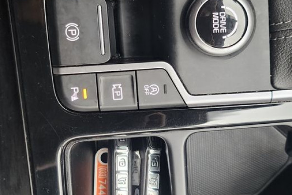 2022 Kia Sorento с пробегом 97 687 км