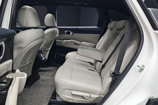 2022 Kia Sorento с пробегом 45 633 км