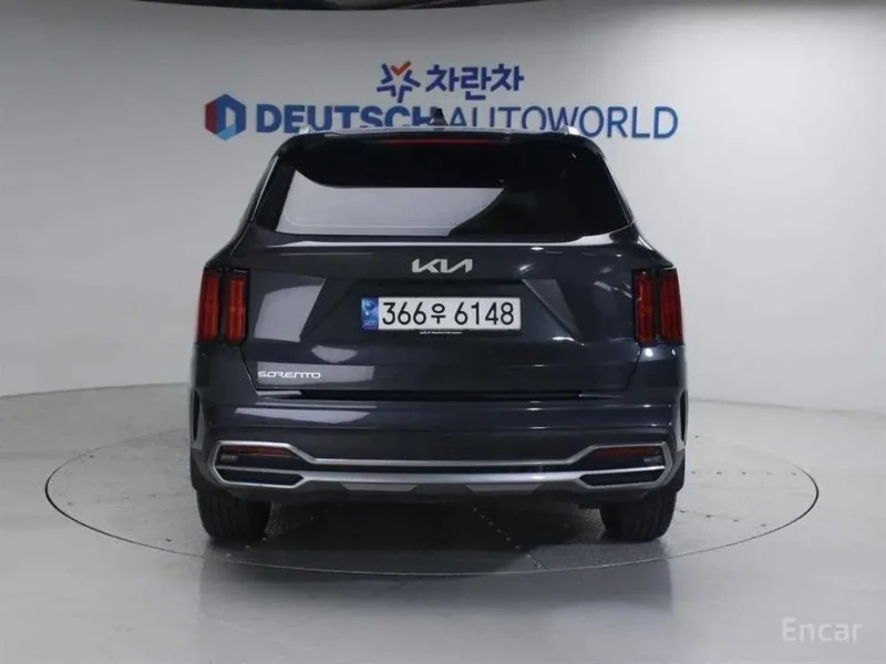 2023 Kia Sorento с пробегом 35 762 км