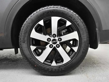 2023 Kia Sorento с пробегом 35 762 км