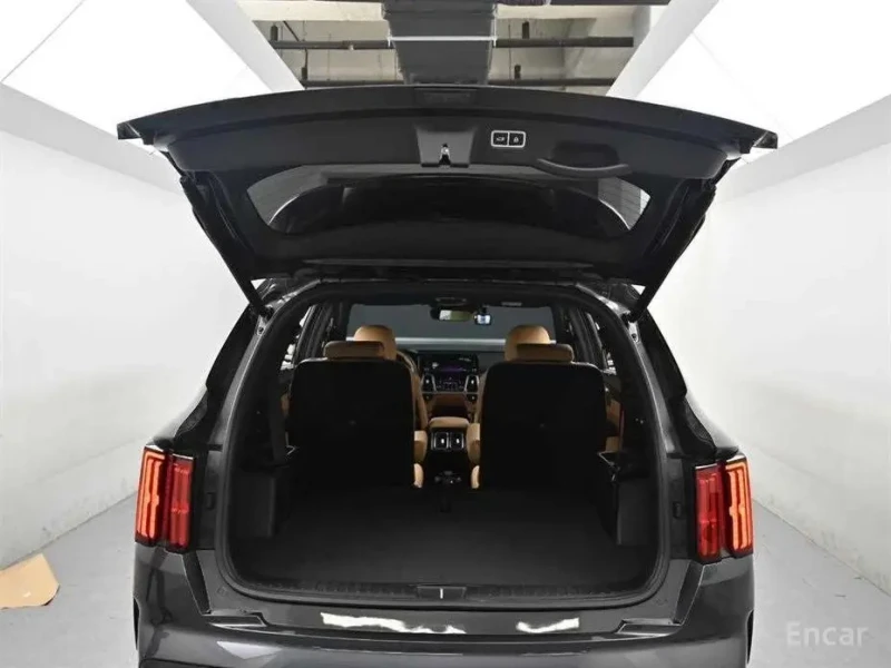 2023 Kia Sorento с пробегом 35 762 км