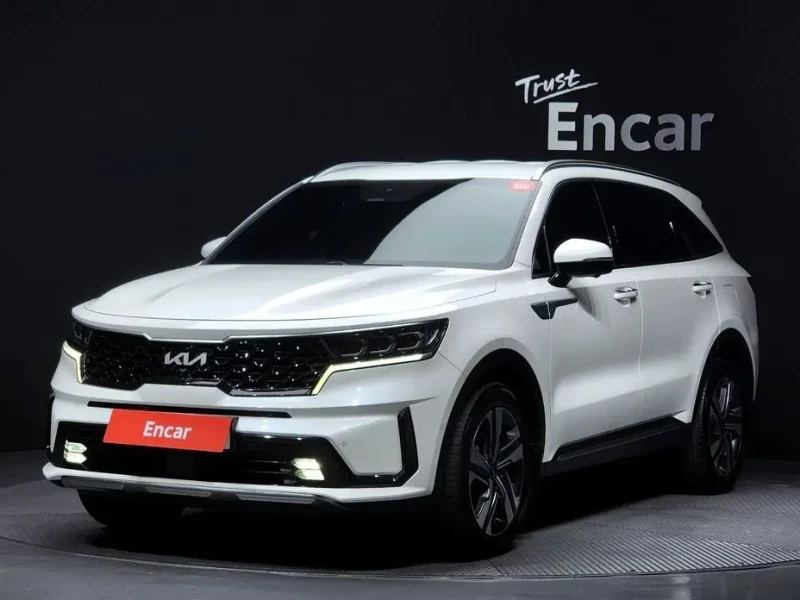 2023 Kia Sorento с пробегом 61 871 км