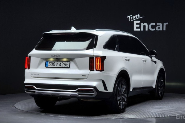 2023 Kia Sorento с пробегом 61 871 км