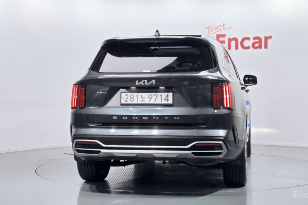 2022 Kia Sorento с пробегом 84 904 км