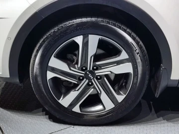 2023 Kia Sorento с пробегом 61 871 км