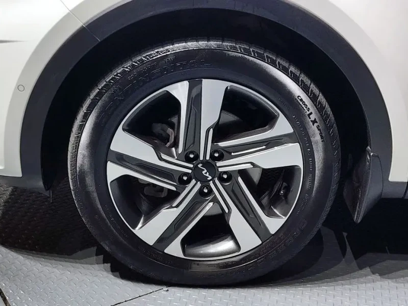 2023 Kia Sorento с пробегом 61 871 км