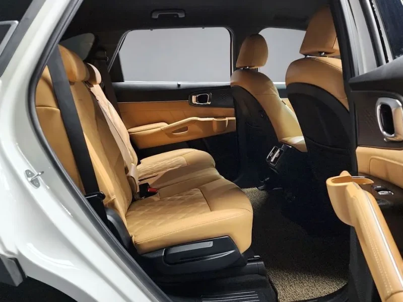 2023 Kia Sorento с пробегом 61 871 км