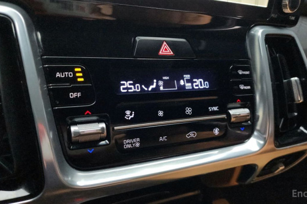 2023 Kia Sorento с пробегом 61 871 км