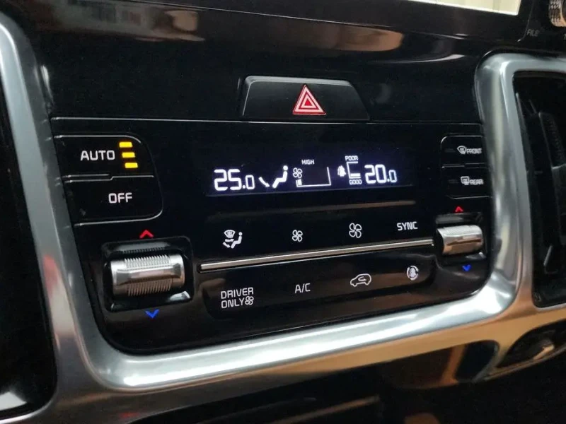 2023 Kia Sorento с пробегом 61 871 км