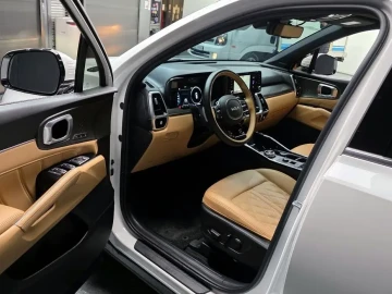 2023 Kia Sorento с пробегом 80 099 км