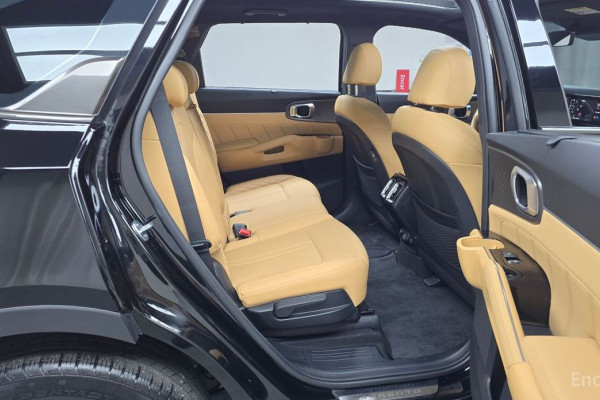 2022 Kia Sorento с пробегом 63 031 км