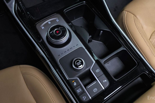 2023 Kia Sorento с пробегом 52 145 км