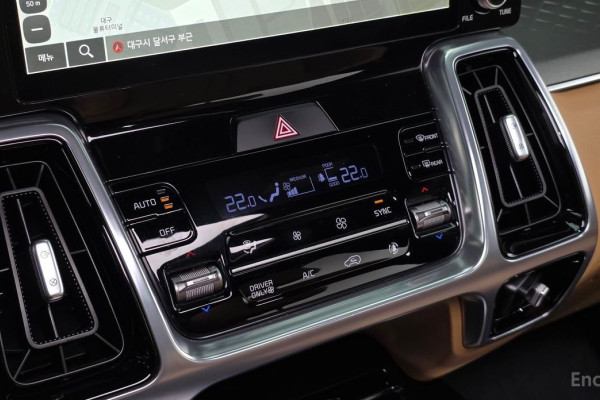 2023 Kia Sorento с пробегом 52 145 км