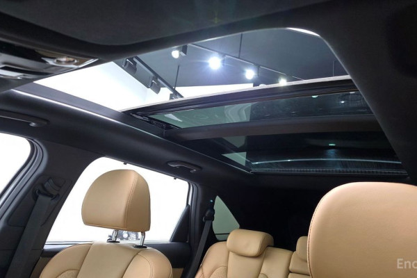 2023 Kia Sorento с пробегом 52 145 км