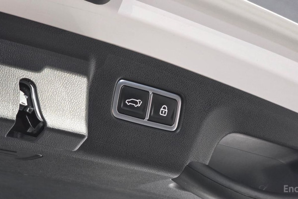 2023 Kia Sorento с пробегом 52 145 км