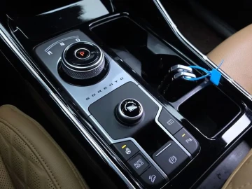 2022 Kia Sorento с пробегом 56 237 км