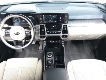 2021 Kia Sorento с пробегом 114 011 км