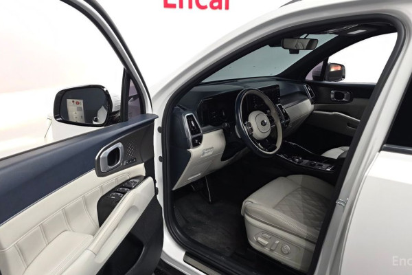 2021 Kia Sorento с пробегом 114 011 км